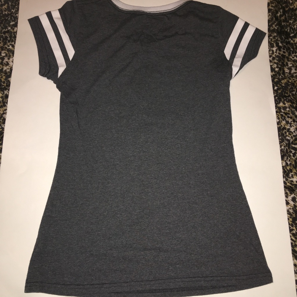 Wonder Woman Ringer Tee - Picture 3 of 4